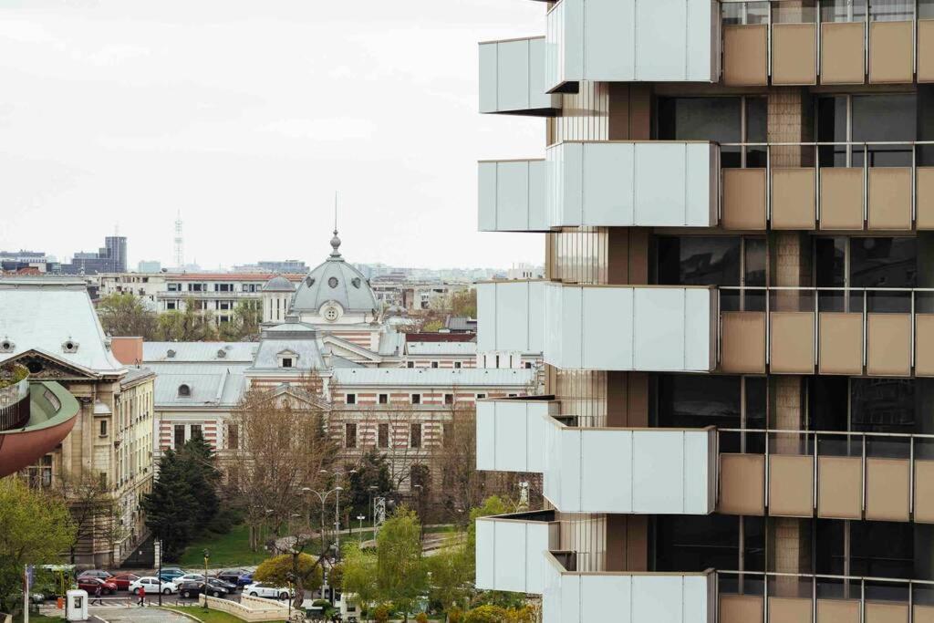 ブカレストStunning Views 2Br Intercontinental Flatアパートメント エクステリア 写真