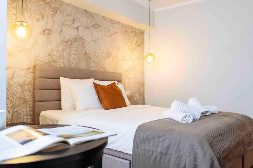 ブカレストStunning Views 2Br Intercontinental Flatアパートメント エクステリア 写真